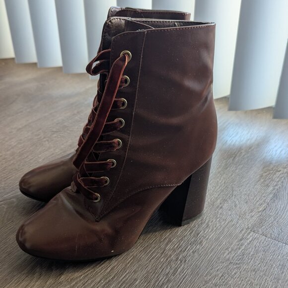 Forever 21 Chocolate Brown Lace up Ankle Boots - Picture 1 of 7